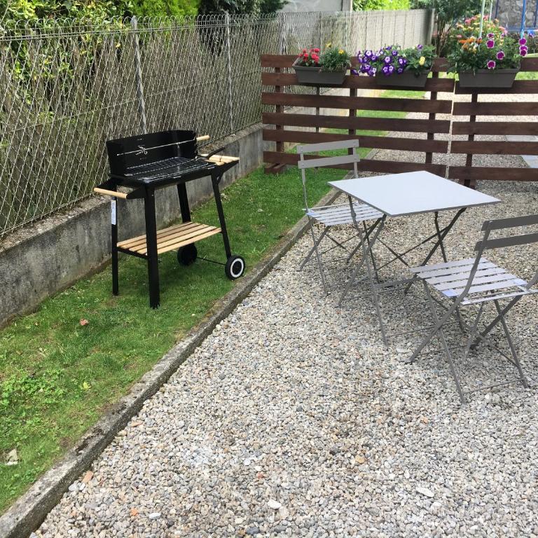 LE STUDIO, avec un extérieur, un local pour vos vélos, skis, bagages - One-Bedroom Apartment - 9
