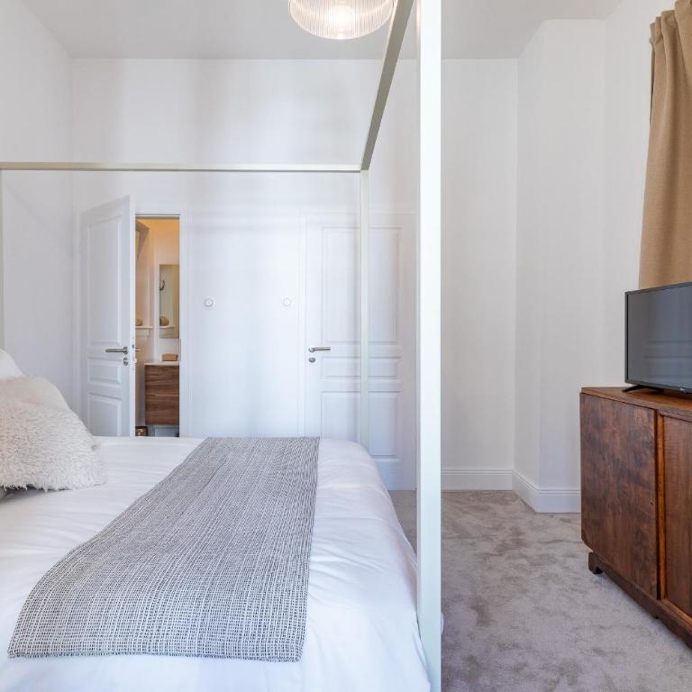 LUXUEUX APPARTEMENT CENTRE VILLE - Appartamento con 3 Camere da Letto - 10