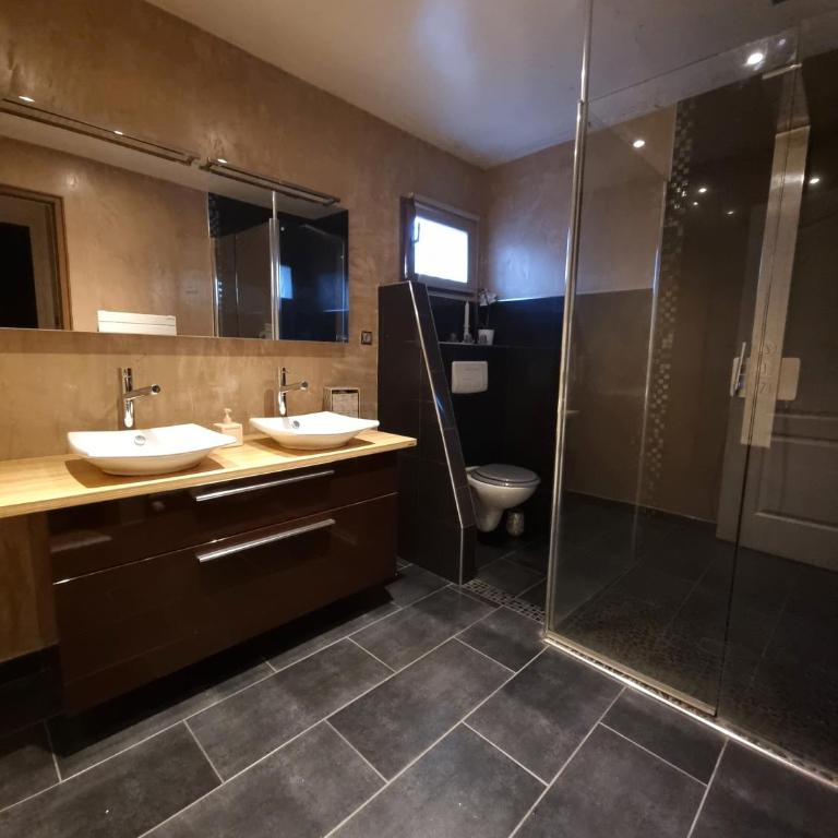 Maison individuelle avec sa piscine et son jacuzzi privés - Villa 3 Chambres - 10