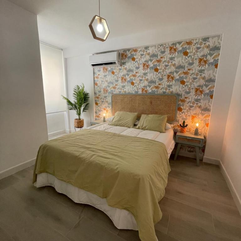 LUMINOSO APARTAMENTO RECIÉN REFORMADO - Three-Bedroom Apartment - 44