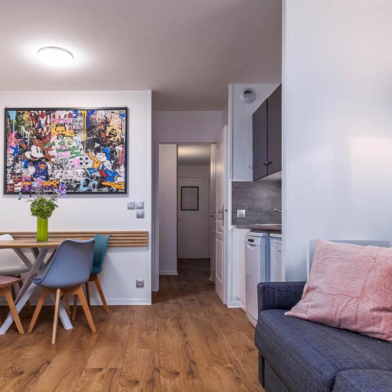 Disneyland Appartements familial avec piscine intérieur chauffé, parking gratuit A 5 minutes des parcs - Apartment mit 1 Schlafzimmer - 16