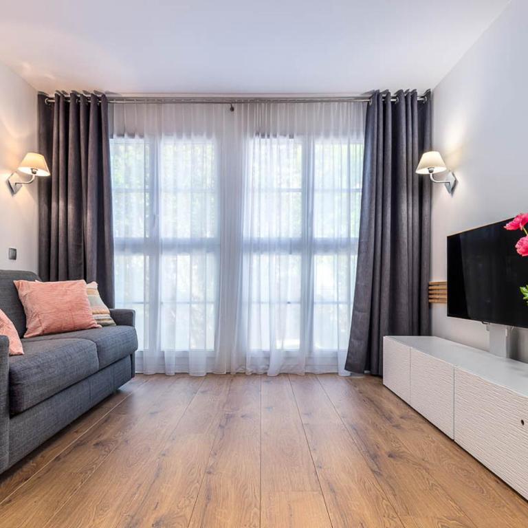 Disneyland Appartements familial avec piscine intérieur chauffé, parking gratuit A 5 minutes des parcs - Apartment mit 1 Schlafzimmer - 2