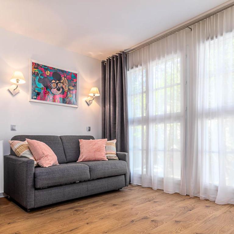 Disneyland Appartements familial avec piscine intérieur chauffé, parking gratuit A 5 minutes des parcs - Apartment mit 1 Schlafzimmer - 17