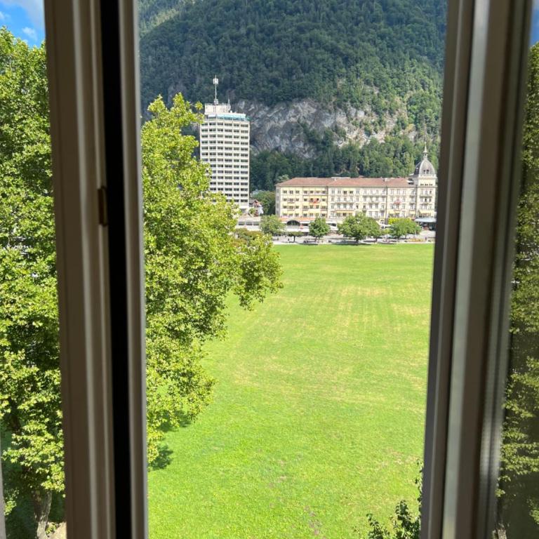 SAVOY 26 - Two-Bedroom Apartment - 25
