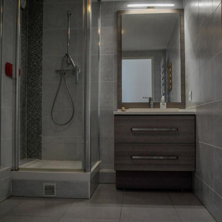 Vue exceptionnelle sur la tour Eiffel - Appartement 1 Chambre - 20