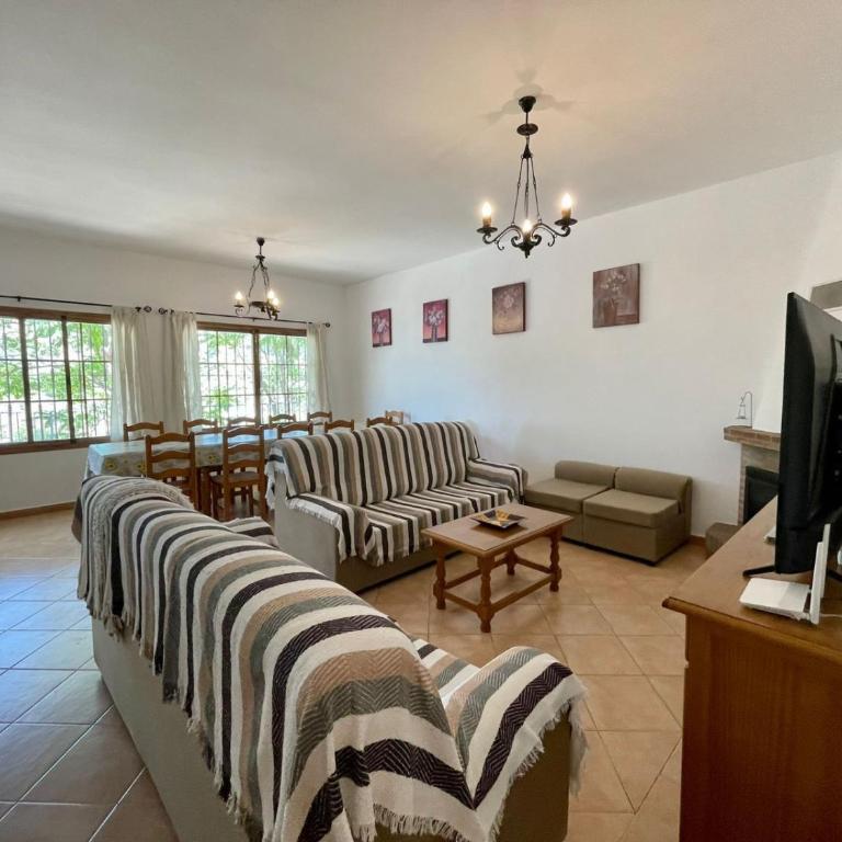 FINCA EL ALMENDRO - Casa de 5 dormitorios - 5