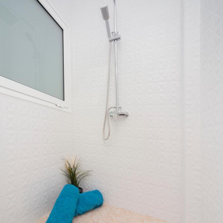 Luxury Suite Sea Front V - Apartamento de 1 dormitorio - 8