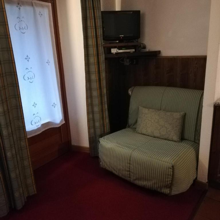 Residence Pavou - Economy Triple Room - 2