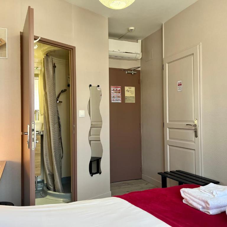 Logis Hôtel des Causses - Petite Chambre Double - 6
