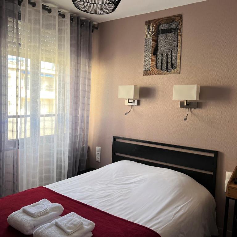 Logis Hôtel des Causses - Petite Chambre Double - 8