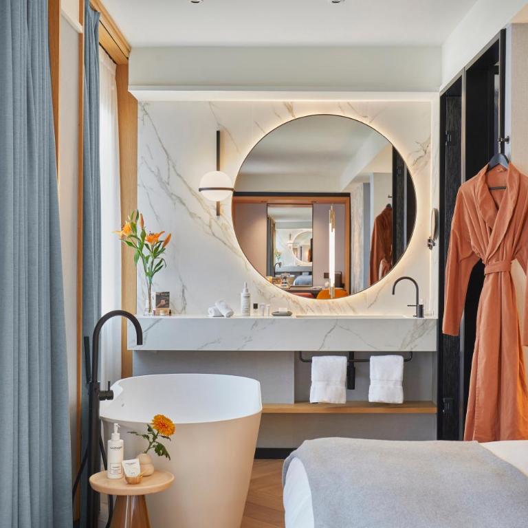 Kimpton Vividora Hotel by IHG - King Suite - 1
