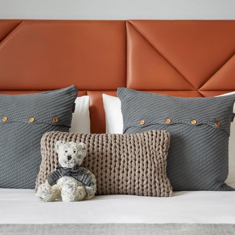 Kimpton Vividora Hotel by IHG - Family Room with Balcony - 4