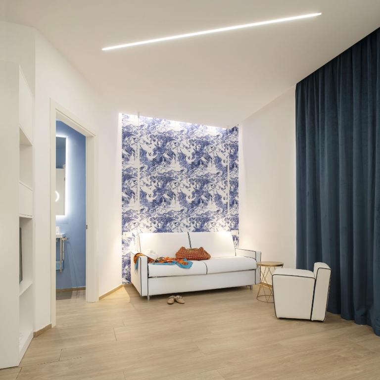 One Design Hotel - Camera Quadrupla Superior con Balcone - 4