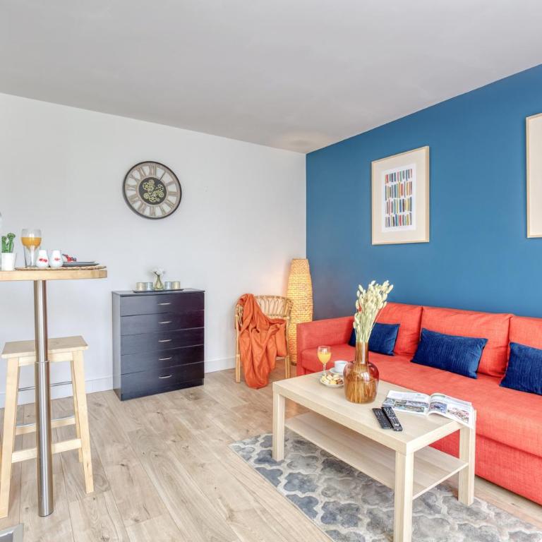 Le bleu, très bien situé 1mn centre commerciale, Disney PARKING GRATUIT - Apartamento de 1 dormitorio - 20