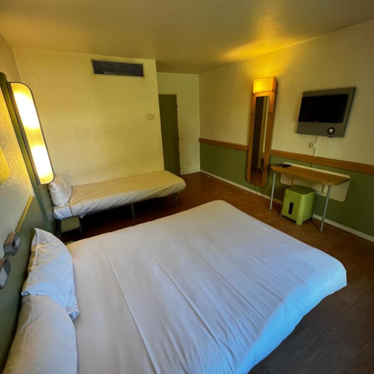 Ibis Budget Marseille Est Porte d'Aubagne - Chambre Standard - 13