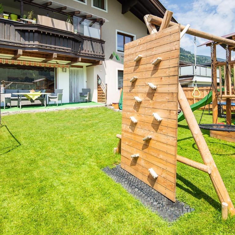 Apartment Hohe Tauern - Apartment mit 2 Schlafzimmern - 1