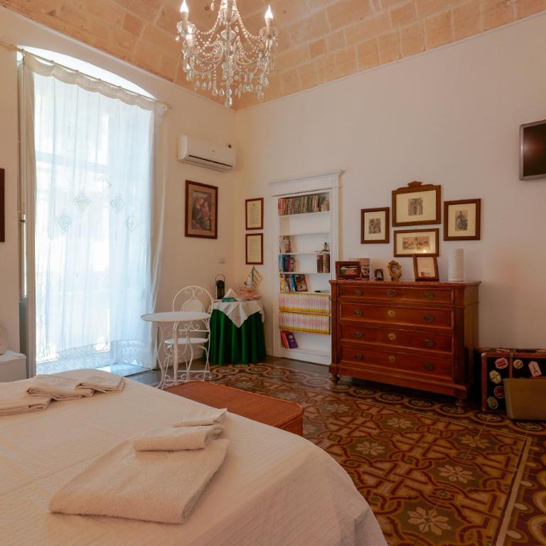 B&B Il Melograno Taranto - Double Room with Private External Bathroom - 4