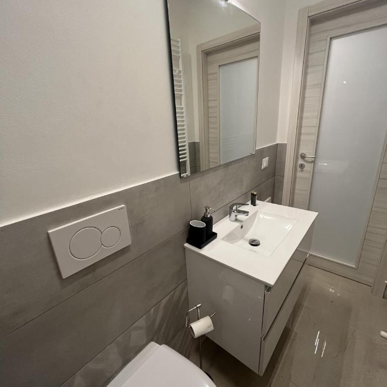 Residence Belvedere Trieste - Appartamento con 2 Camere da Letto - 25