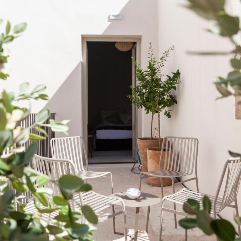Palazzo Tafuri Boutique Hotel - Suite con 2 Camere da Letto - 1