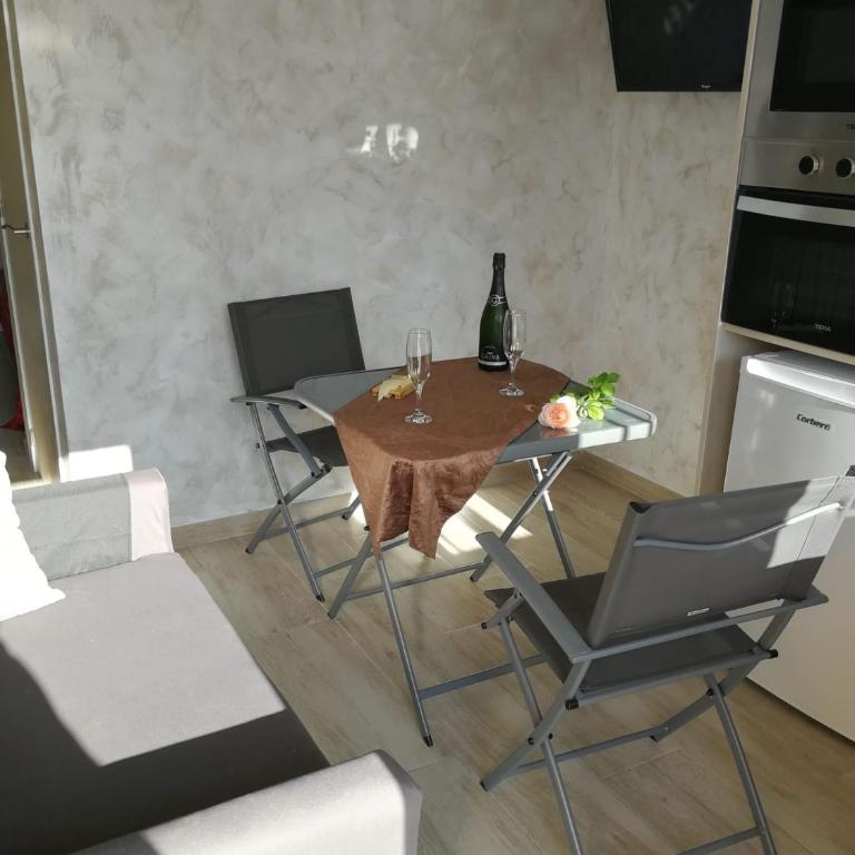 Escapada de ciudad al aire libre con jardín privado, tranquilo y romántico - Apartamento de 1 dormitorio - 9