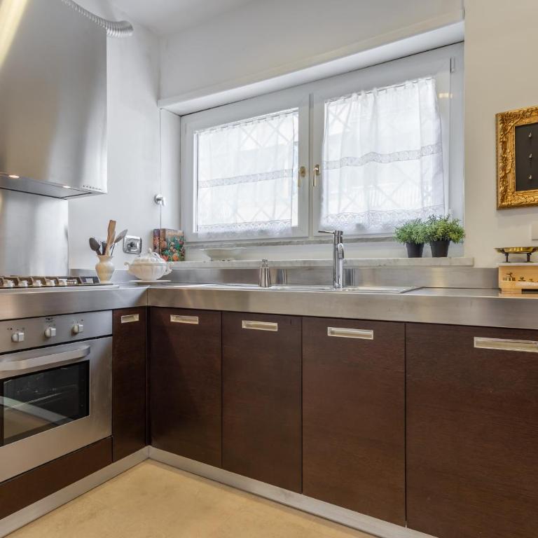 Ginevra Prestigious Apartment with Balcony close the Vatican - Appartamento con 1 Camera da Letto - 4