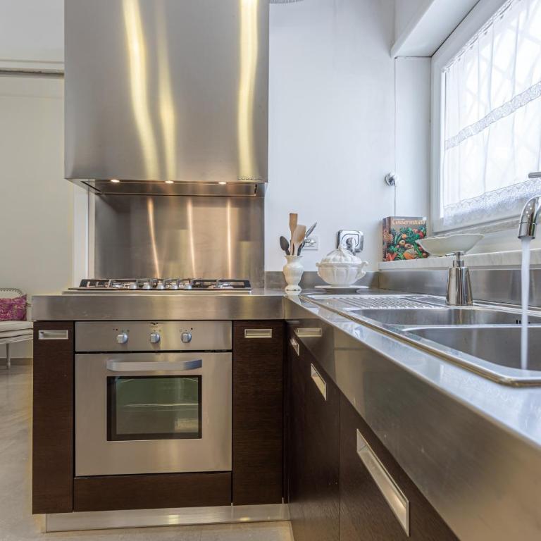 Ginevra Prestigious Apartment with Balcony close the Vatican - Appartamento con 1 Camera da Letto - 14