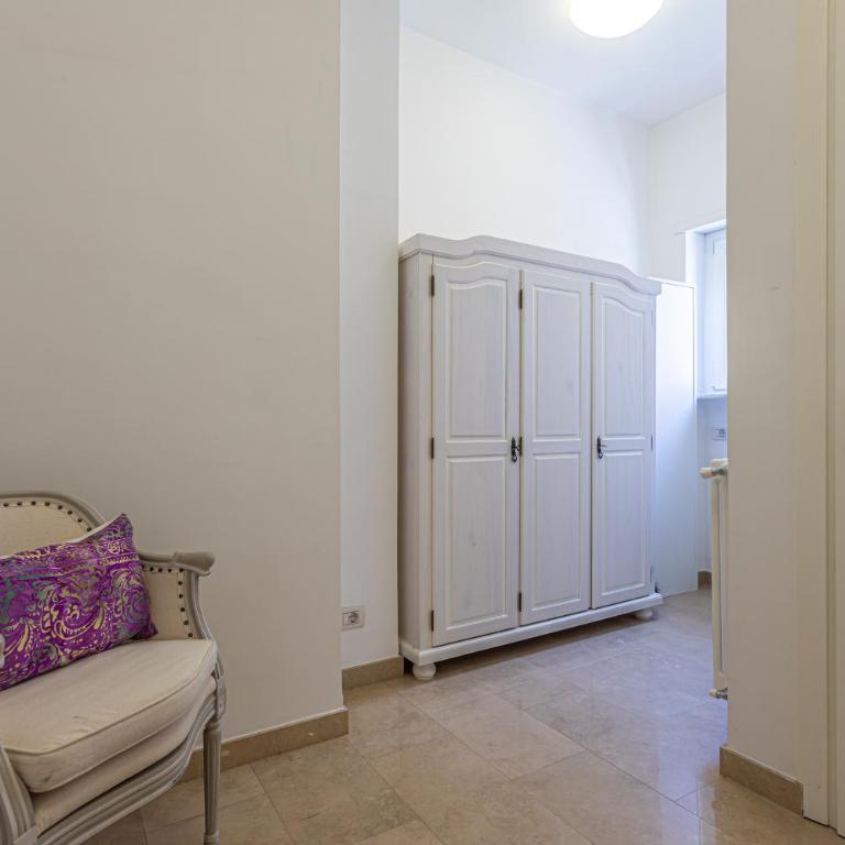 Ginevra Prestigious Apartment with Balcony close the Vatican - Appartamento con 1 Camera da Letto - 15