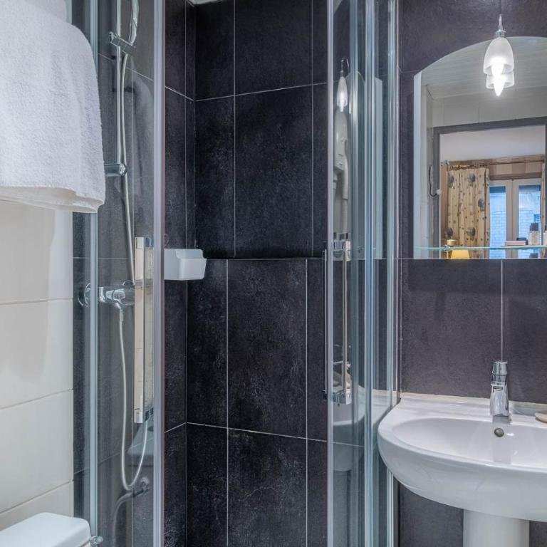 Hôtel de l'Avre - Superior Twin Room - 4