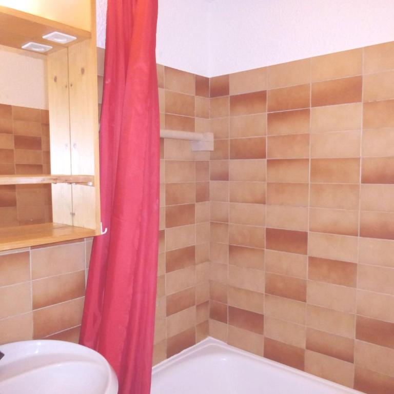 Appartement 2 pièces cabine, ski aux pieds, animaux admis - FR-1-411-609 - Apartamento (5 adultos) - 3