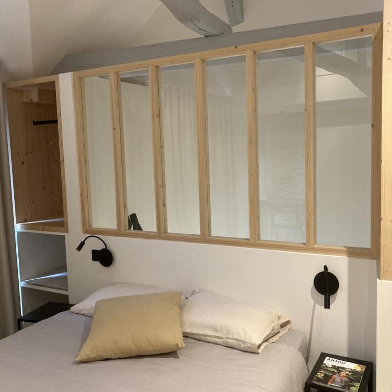 La Maison du Cocher - Chambre indépendante climatisée en Hypercentre - Lit Queen Size - Appartement - Vue sur Jardin - 4