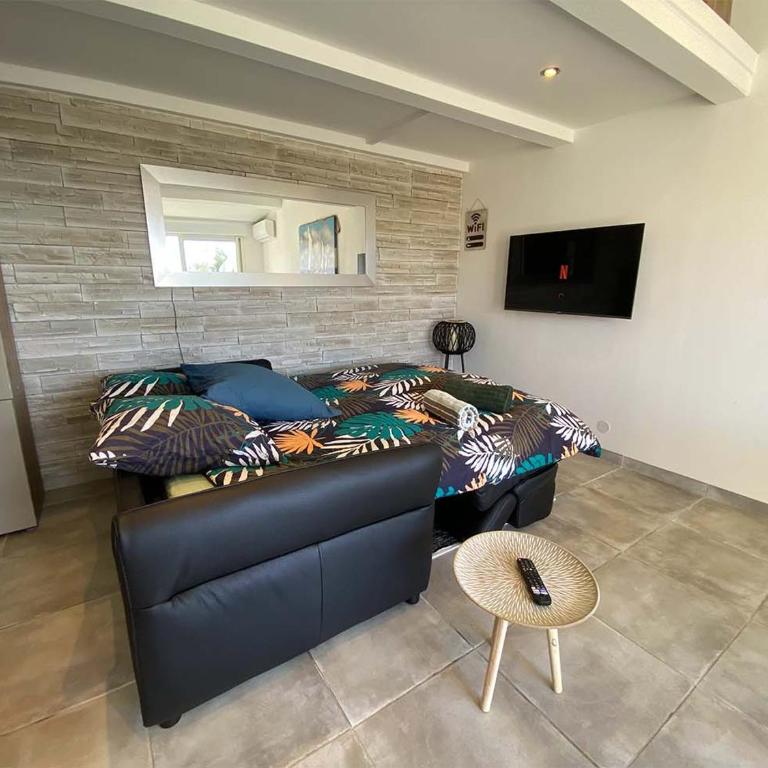 VUEMER Bandol - GRANDE TERRASSE de 45m2 VUE MER PISCINE PARKING - Apartment mit 1 Schlafzimmer - 24
