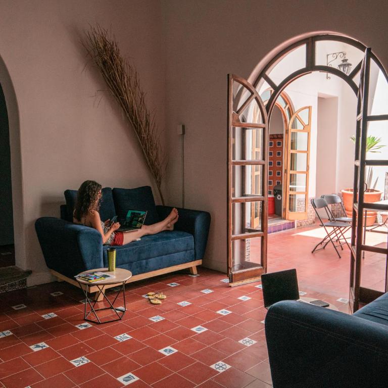 Coliving Chingon - Standard Double Room with Shared Bathroom - 1