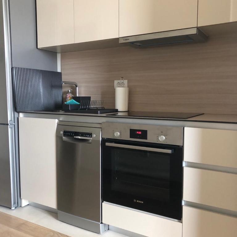 Lovely Condo - Studio Apartman - 8