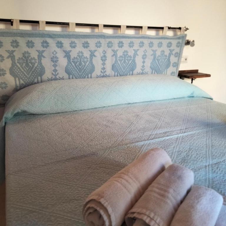 Agriturismo i doni del mandorlo - Camera Matrimoniale Deluxe con 1 Letto Supplementare - 1