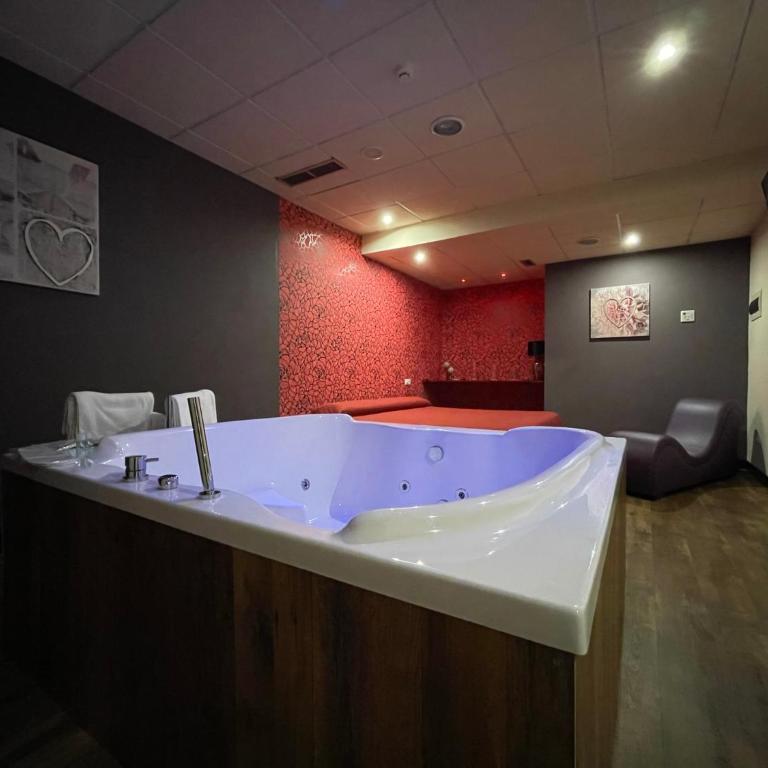 Motel Los Abedules - Suite con cama extragrande - 7