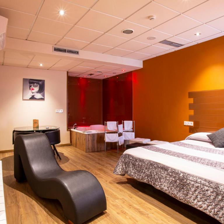 Motel Los Abedules - Suite con bañera de hidromasaje - Cama extragrande - 6