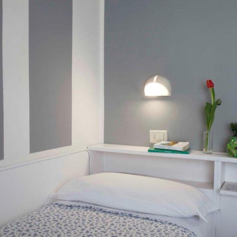 Hotel Villa Lina ANGOLO VIALE DANTE - Double or Twin Room with Side Sea View - 2