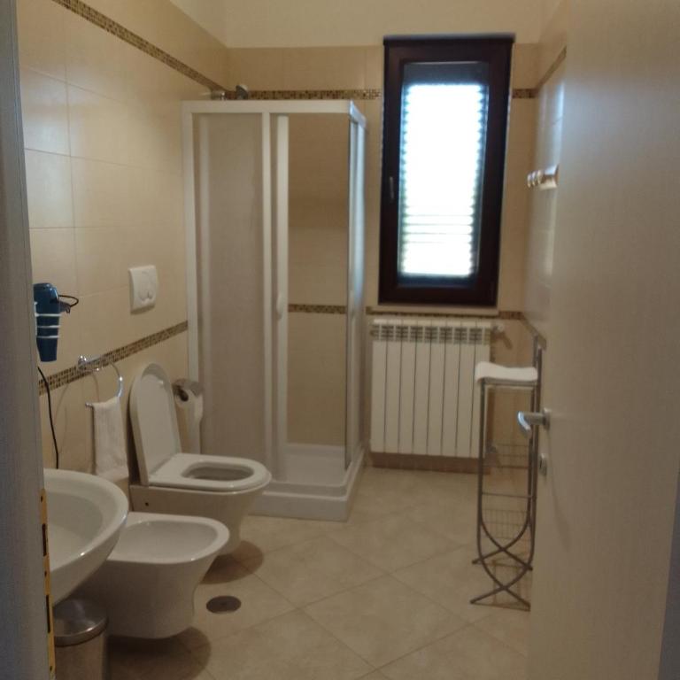 Oasi Degli Allori - Habitación Triple con vistas al jardín - 3