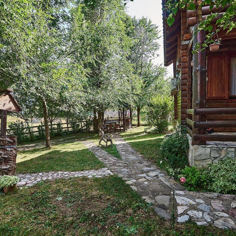 Country House Brijest - Vila sa Pogledom na Vrt - 35