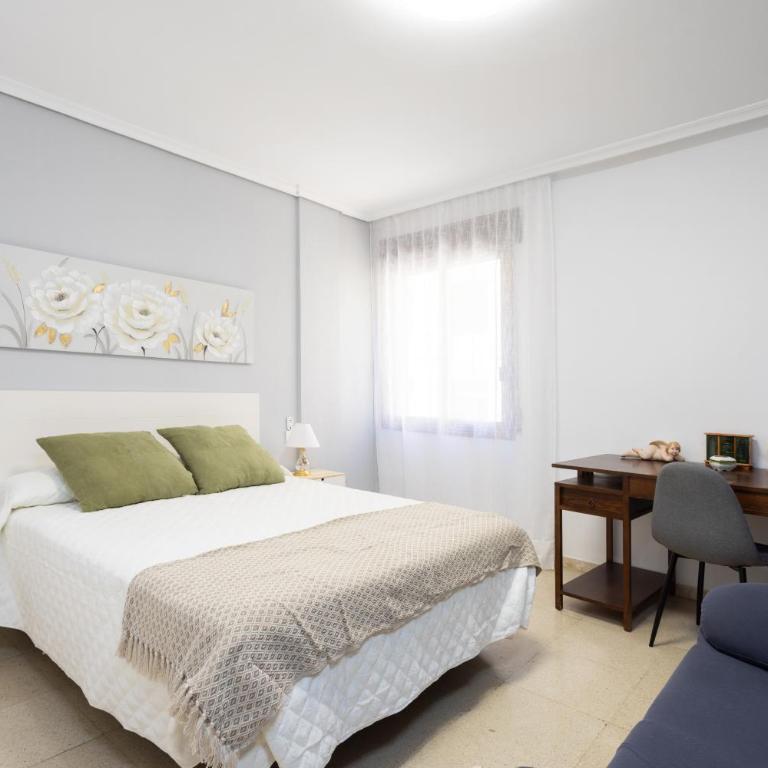 Home2Book Stylish & Roomy Santa Cruz City Center - Apartamento - 11