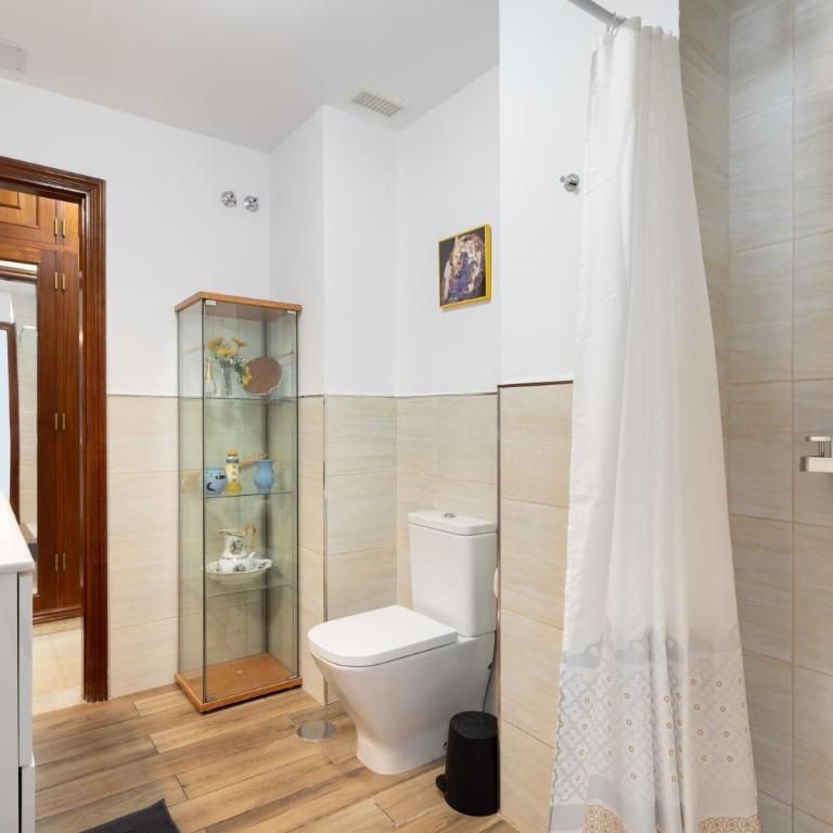 Home2Book Stylish & Roomy Santa Cruz City Center - Apartamento - 19