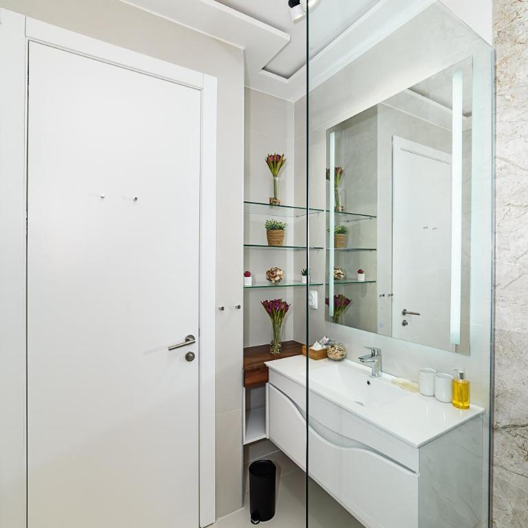 Belgrade Inn Garni Hotel - Junior Suite - 6