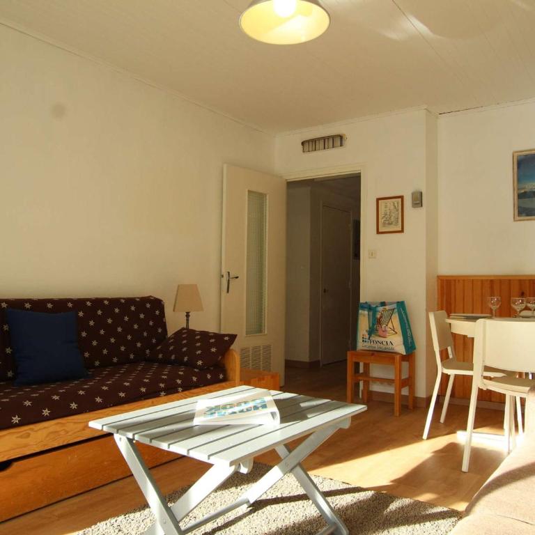 Appartement cosy pour 6 à Chantemerle, Serre-Chevalier. Balcon, parking, casier à ski, 2 étoiles. - Appartement 1 Chambre - 4