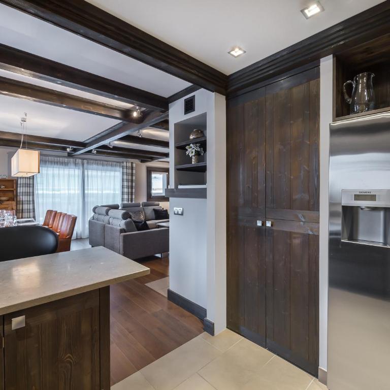 Chic appartement central avec cheminée et parking à Courchevel - FR-1-563-64 - Appartamento (8 Adulti) - 8