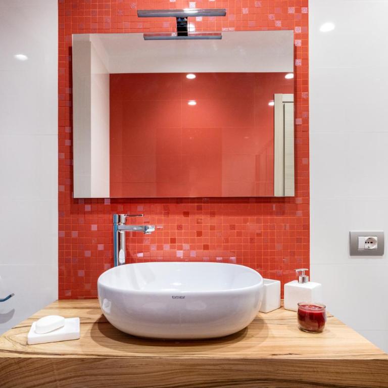 Zaffiro Lavico rooms Etna nature sea - Camera King Deluxe - 4