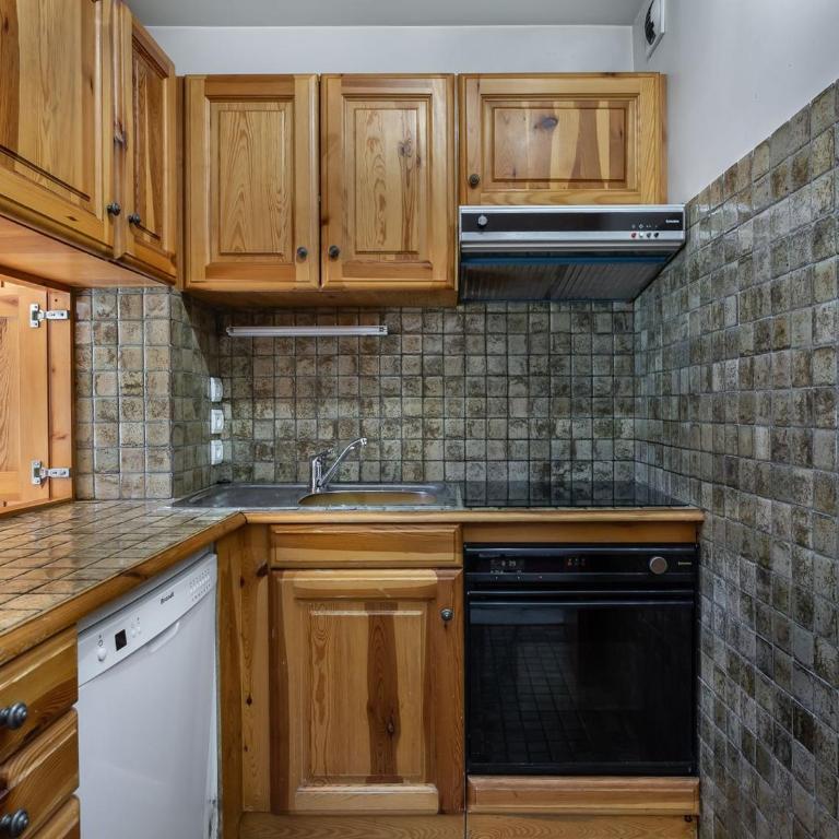 Charmant appartement au pied des pistes avec balcon sud à Courchevel 1850 - Apartamento de 1 dormitorio - 4