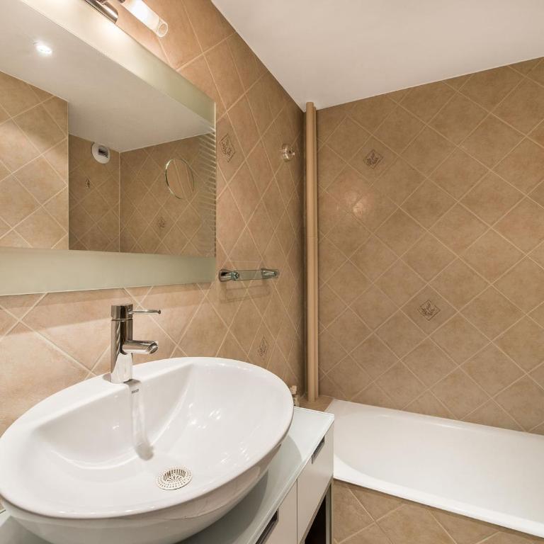 Courchevel 1850 : 4-5 pers, centre, confort - FR-1-564-37 - Apartamento (5 adultos) - 7