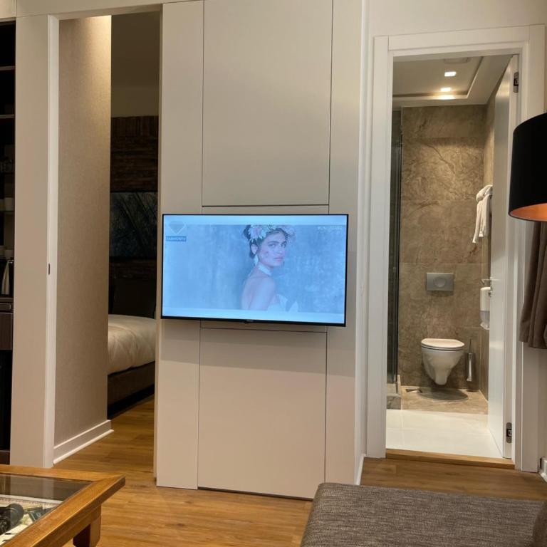Belgrade Inn Garni Hotel - Junior Suite - 8