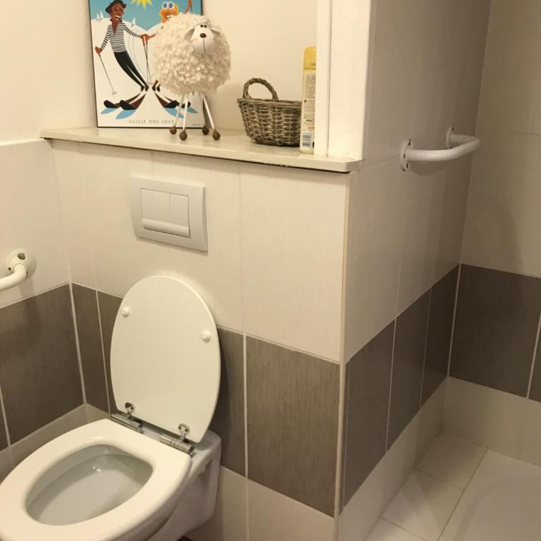 APPARTEMENT CENTRE VILLE WIFI PARKING DRAPS FOURNIS - Appartement 2 Chambres - 2