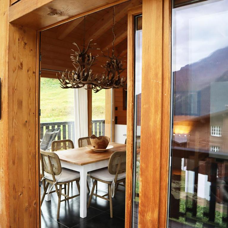 Lauchernalp Resort Residences - Chalet mit 2 Schlafzimmern - 4